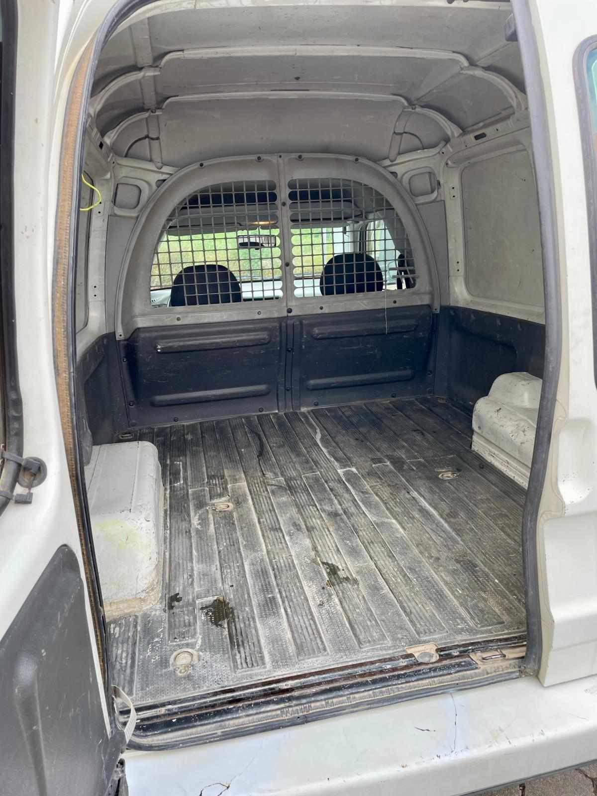 volkswagen-caddy-2001-diesel-1896cc