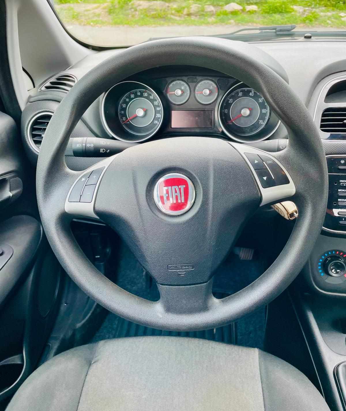 fiat-punto-2015-gasolina-1200cc