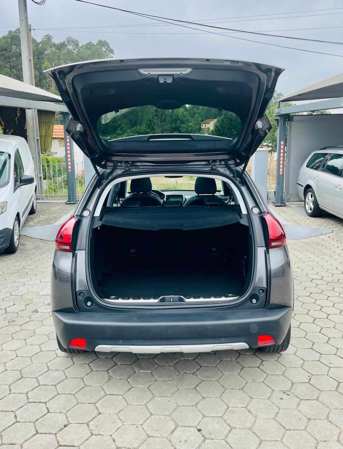 peugeot-2008-2016-gasolina-1199cc
