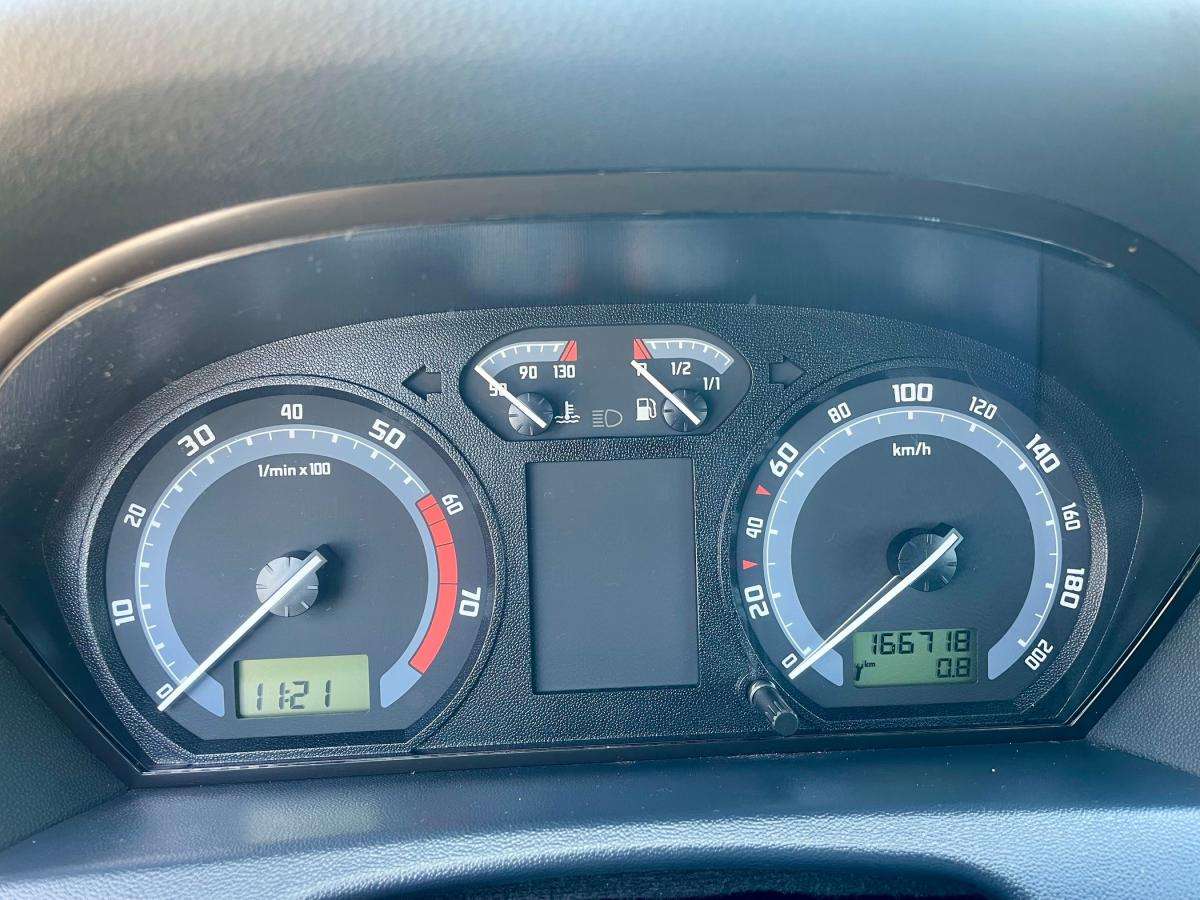 skoda-fabia-break-2006-gasolina-1198cc