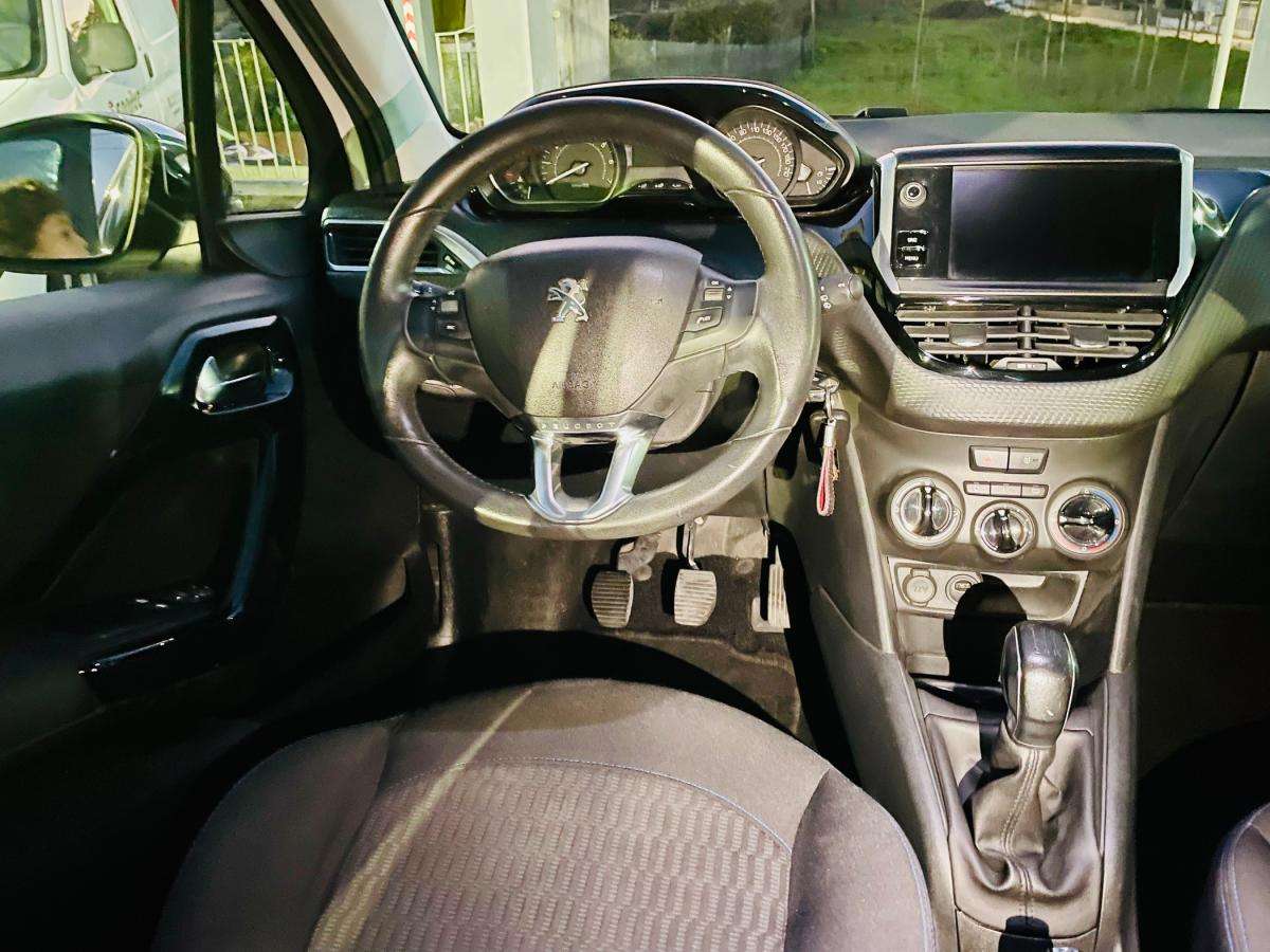 peugeot-208-2019-gasolina-1199cc