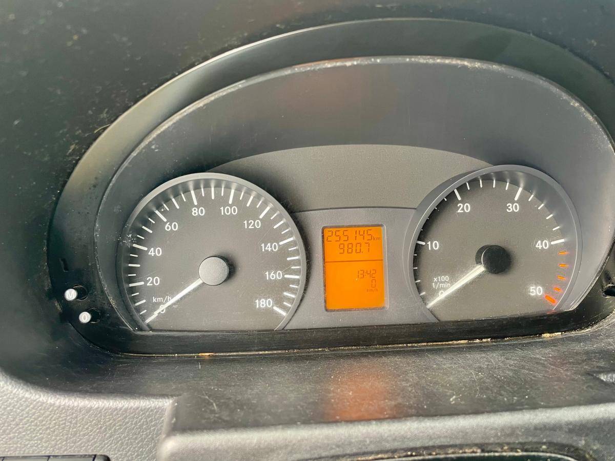 mercedes-benz-sprinter-2016-diesel-2143cc