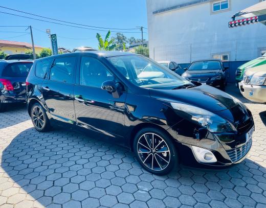 renault-scenic-2011-diesel-1598cc