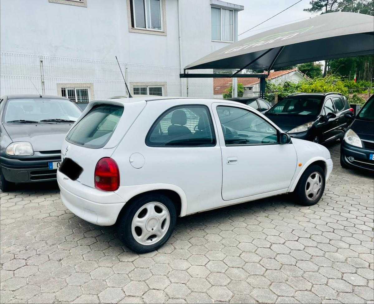 opel-corsa-2000-diesel-1488cc