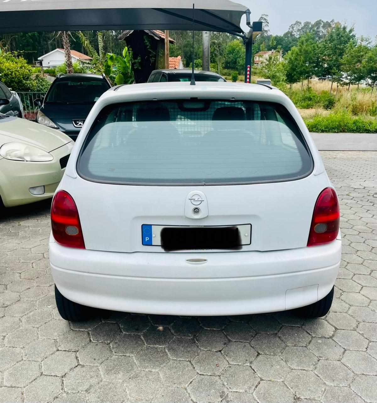 opel-corsa-2000-diesel-1488cc