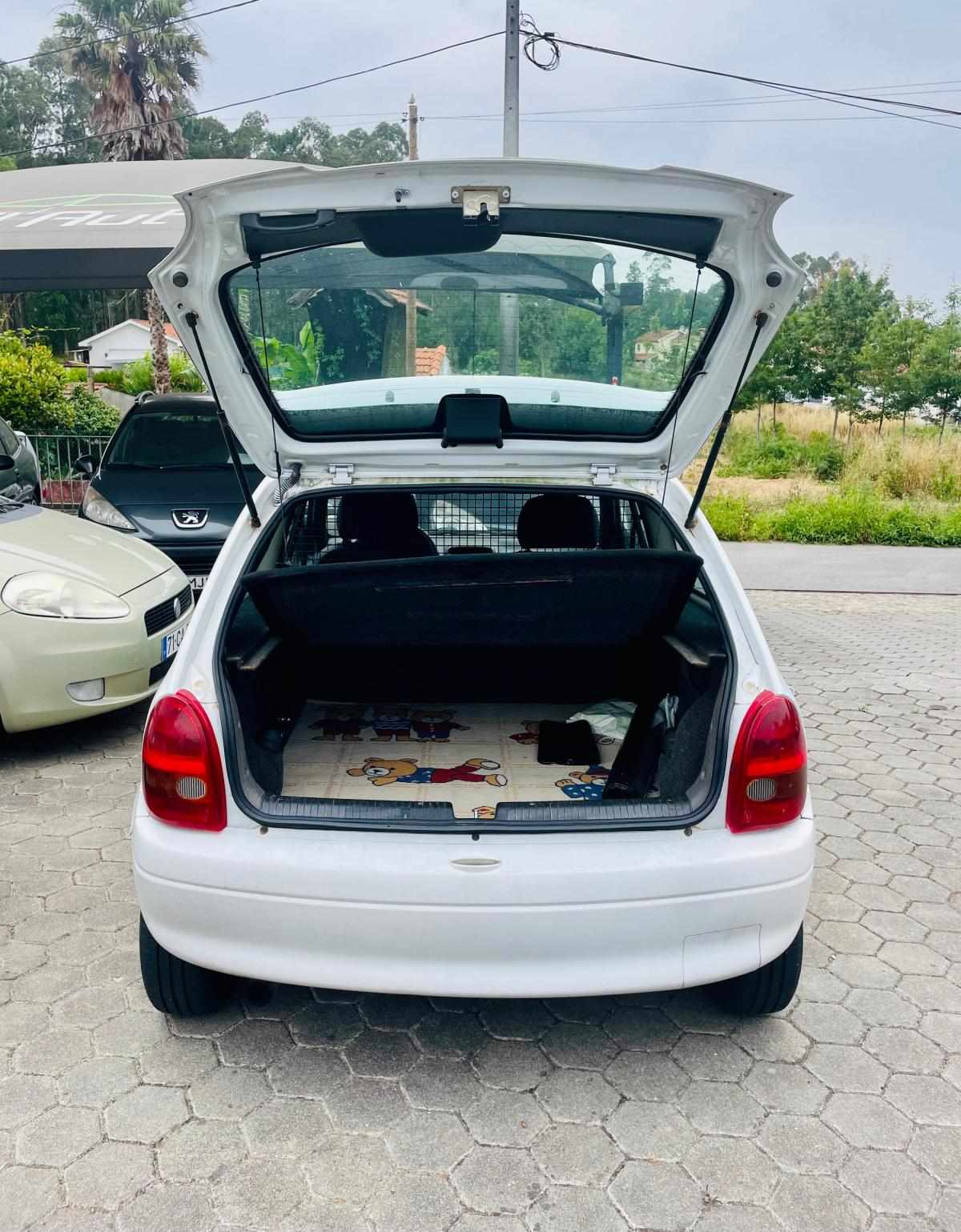 opel-corsa-2000-diesel-1488cc