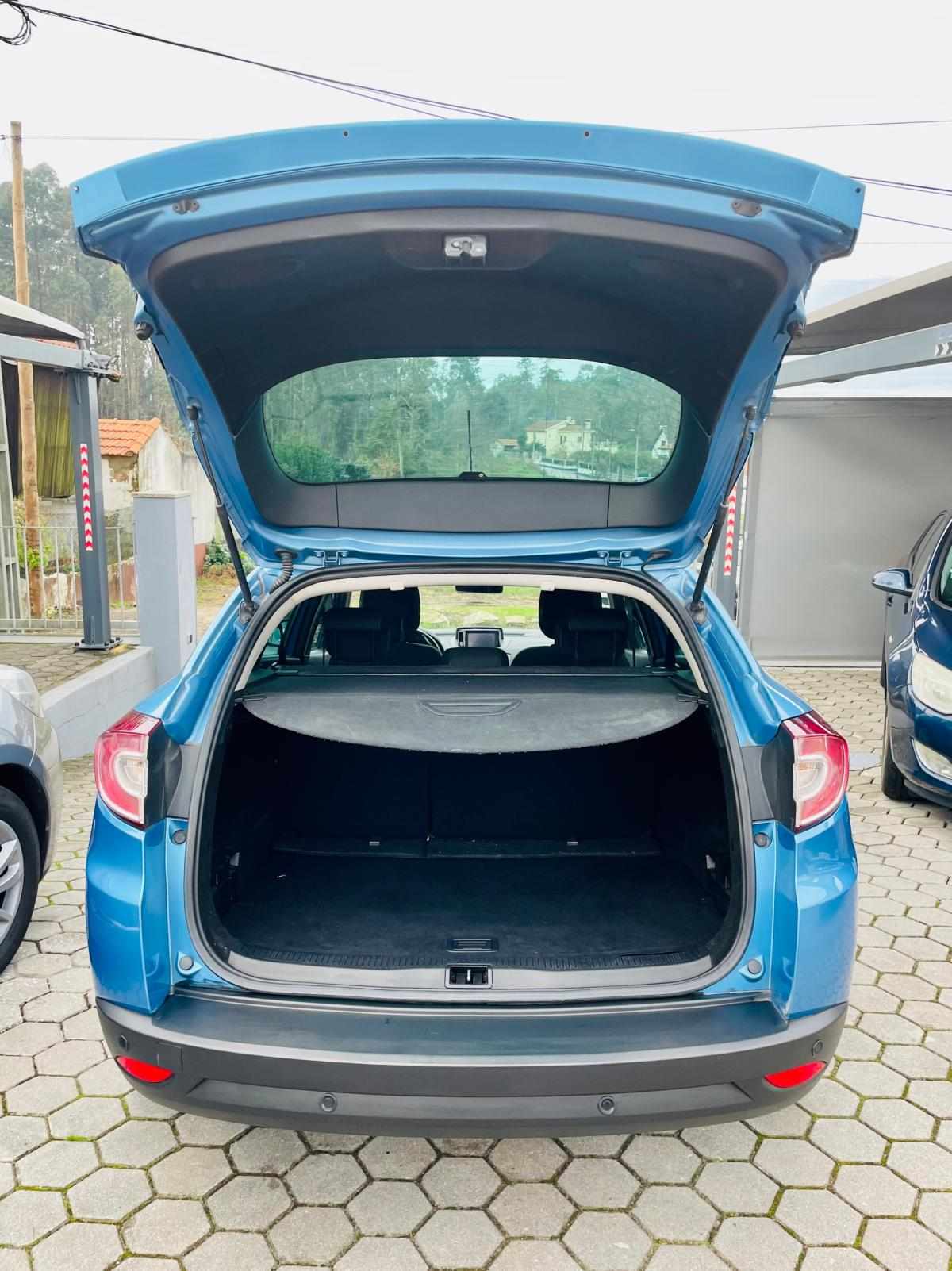 renault-megane-break-2015-diesel-1498cc