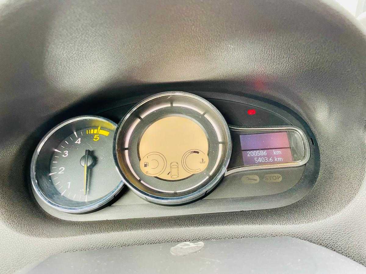renault-megane-break-2015-diesel-1498cc