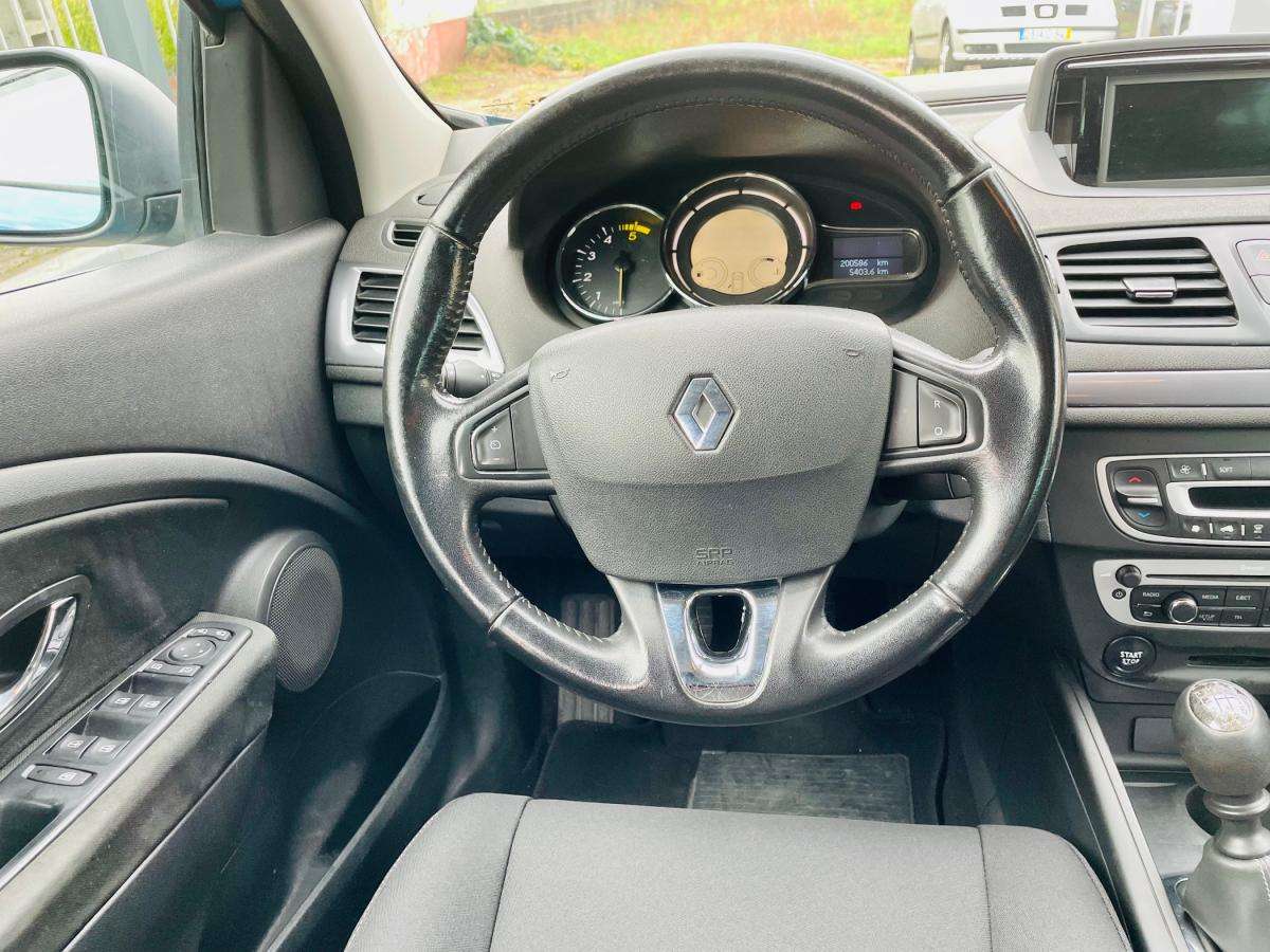 renault-megane-break-2015-diesel-1498cc