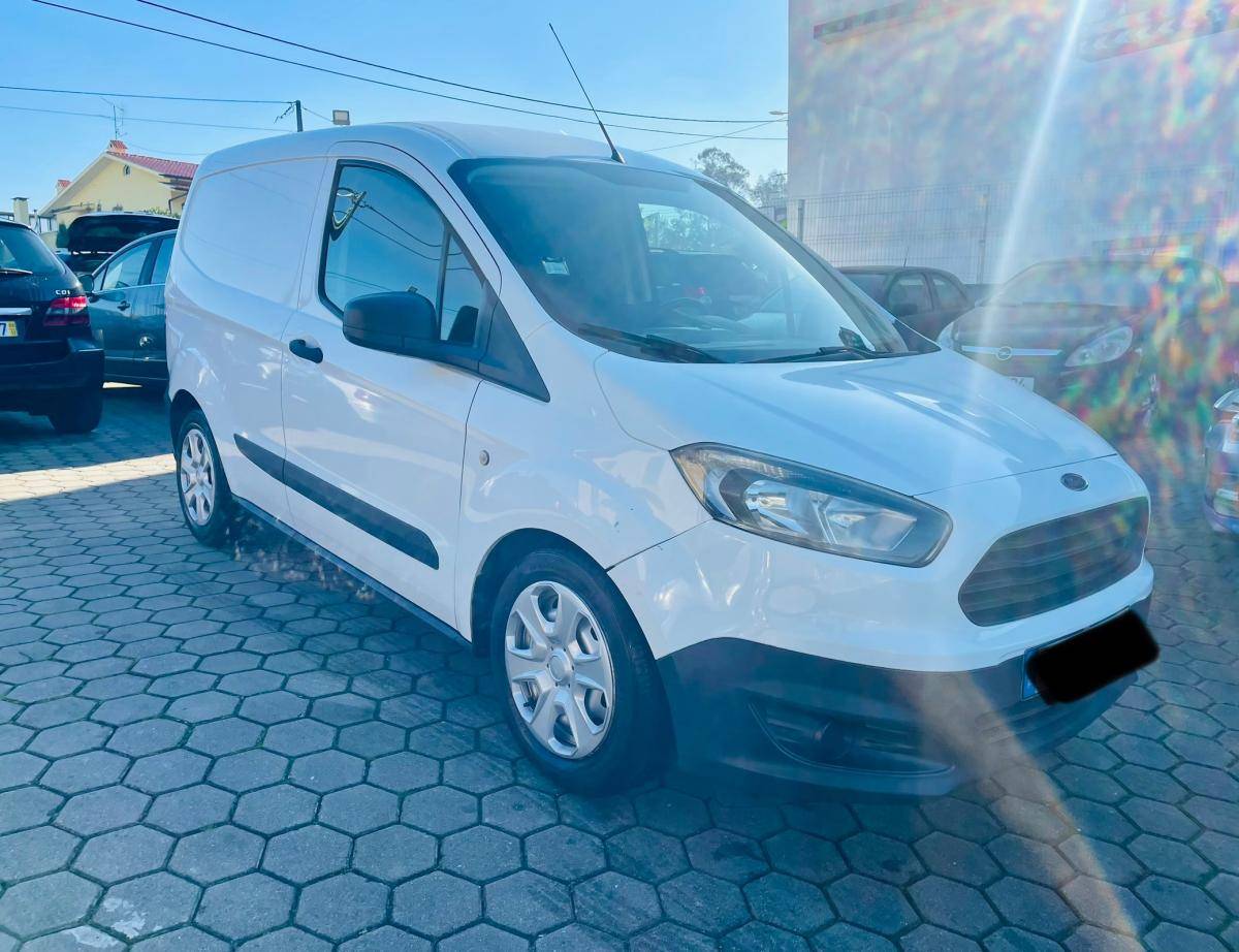 ford-transit-courier-2016-diesel-1498cc