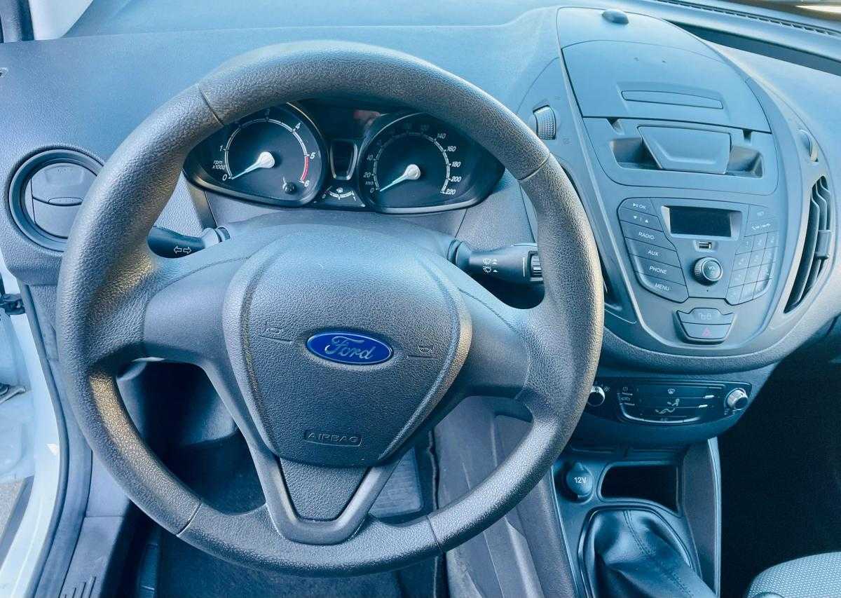 ford-transit-courier-2016-diesel-1498cc