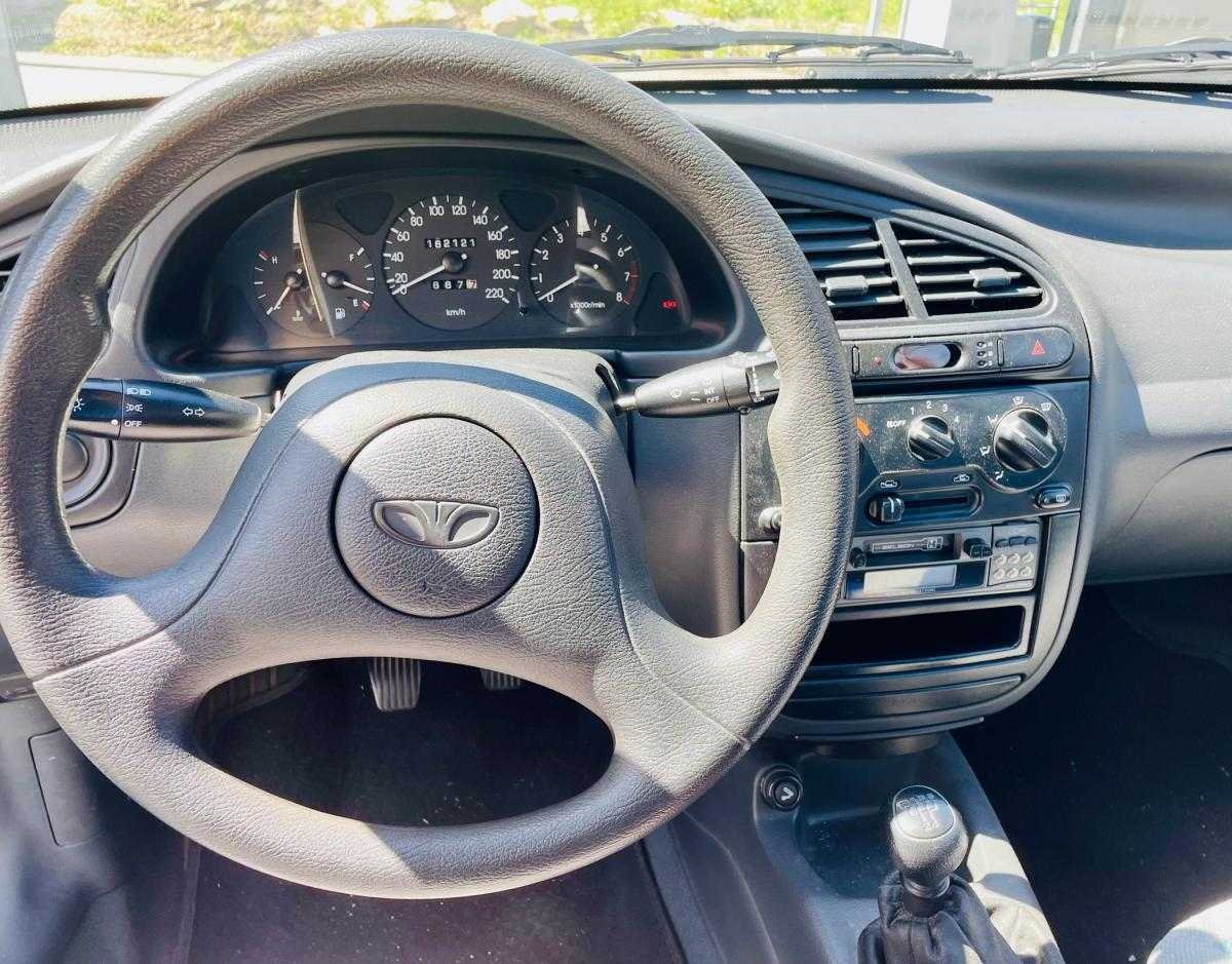 daewoo-lanos-1999-gasolina-1349cc