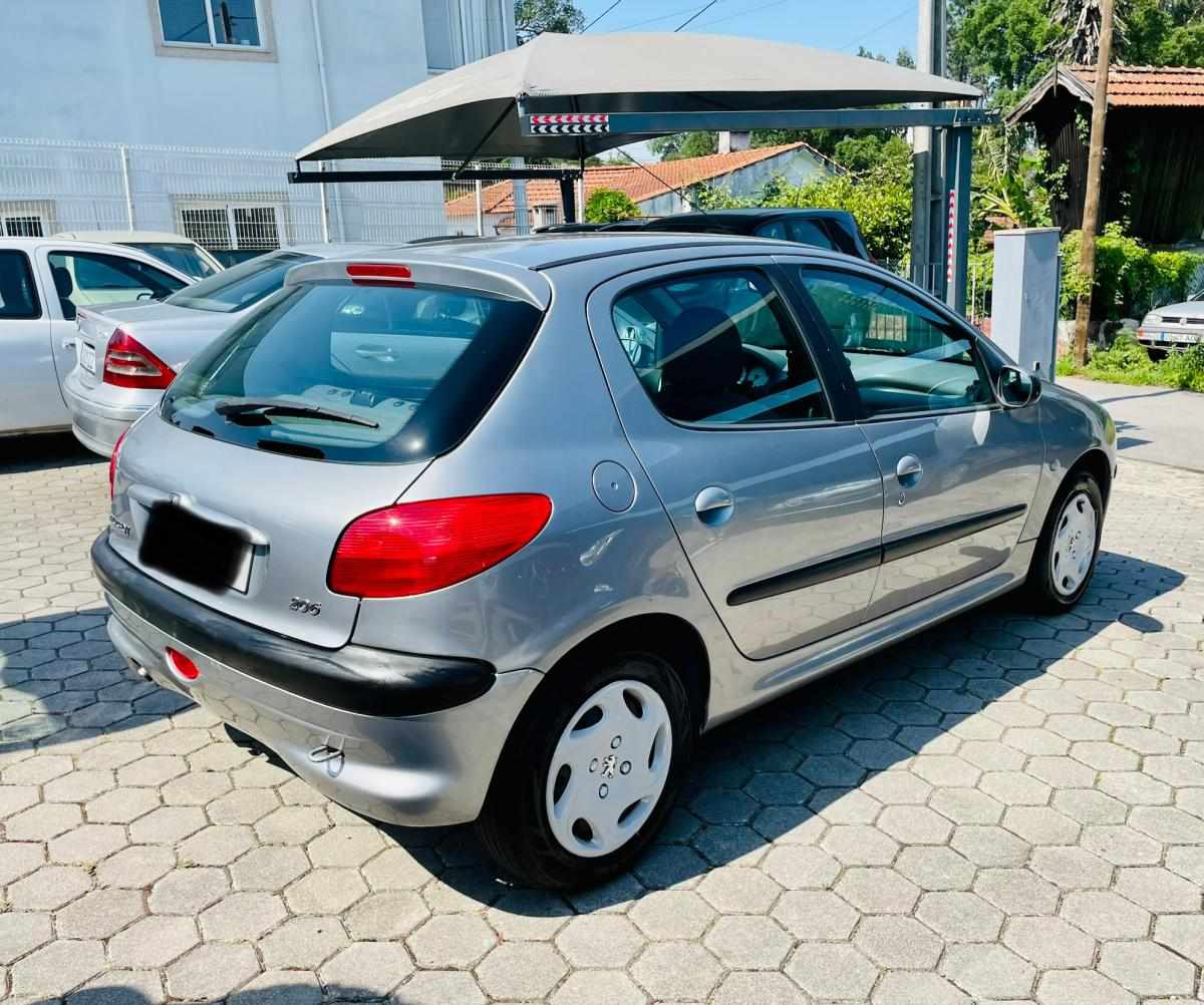 peugeot-206-2002-gasolina-1124cc