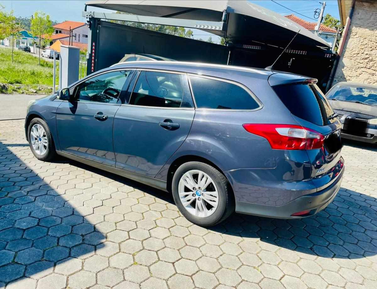 ford-focus-sw-2014-diesel-1560cc