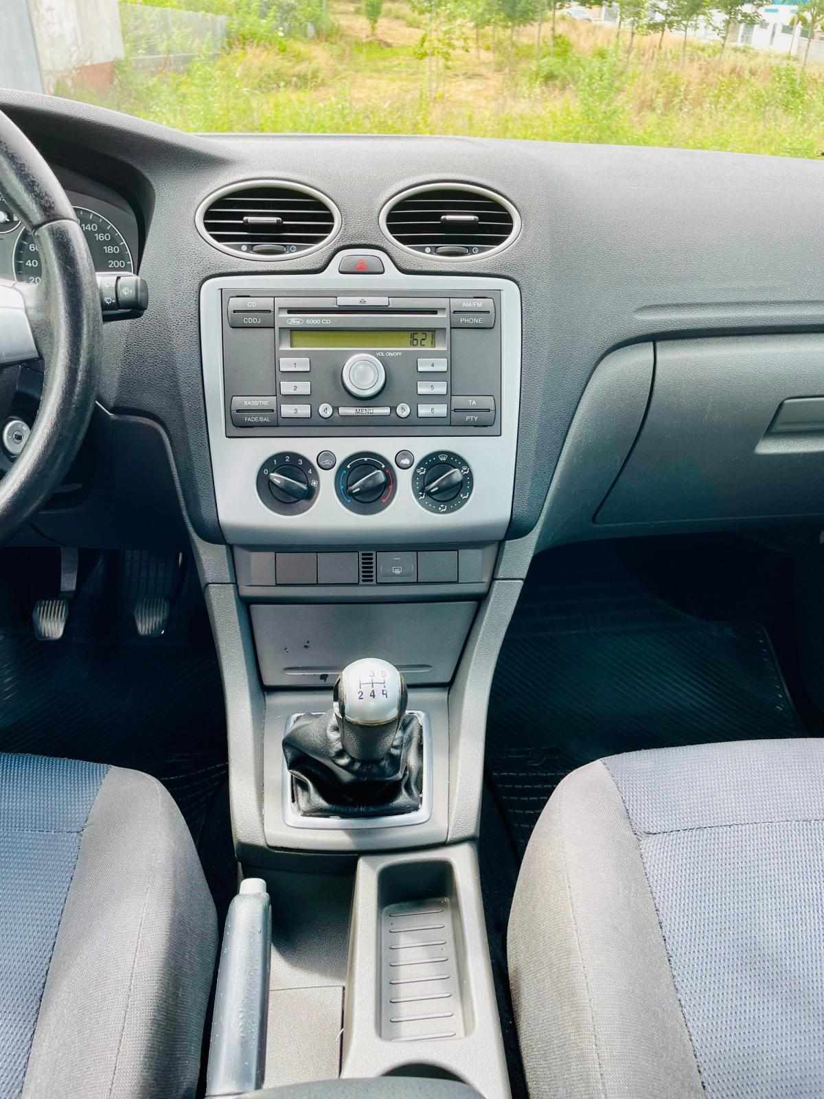 ford-focus-2005-gasolina-1388cc