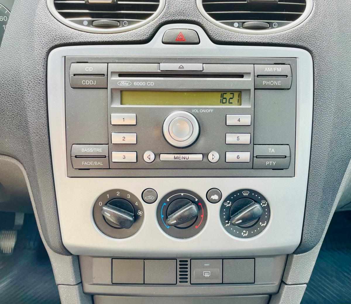 ford-focus-2005-gasolina-1388cc