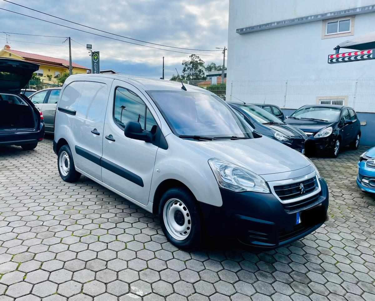 peugeot-partner-2017-diesel-1560cc