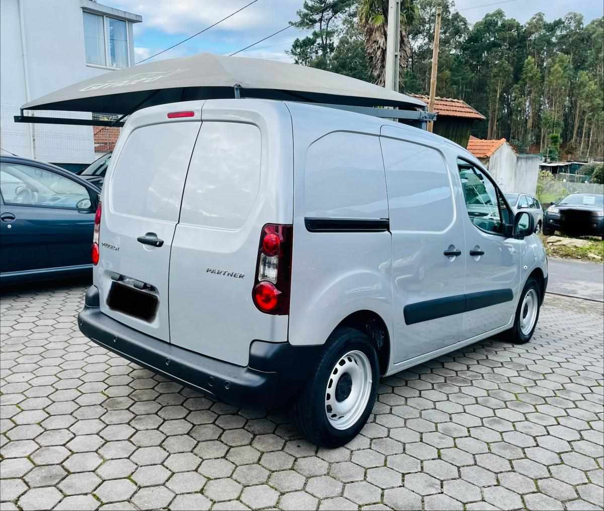 peugeot-partner-2017-diesel-1560cc