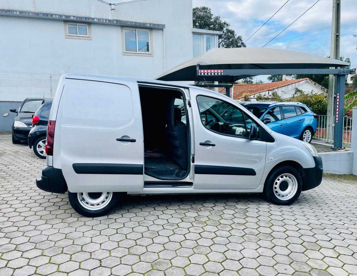 peugeot-partner-2017-diesel-1560cc