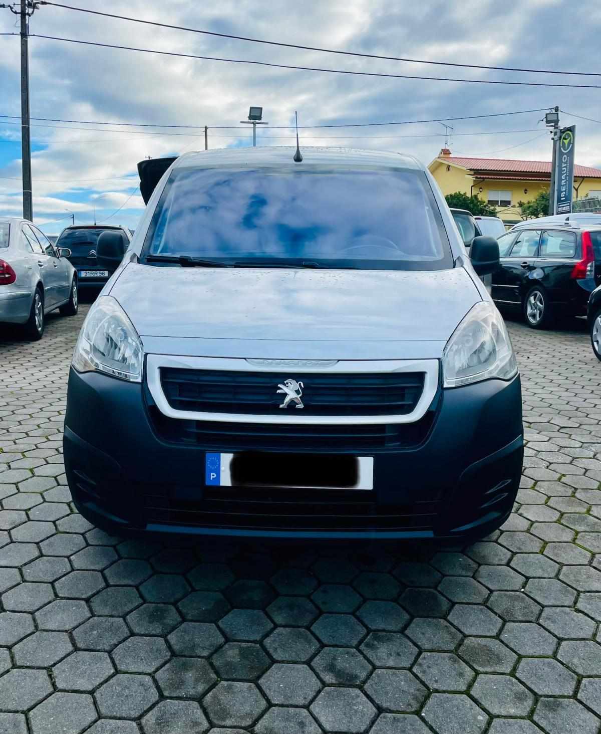 peugeot-partner-2017-diesel-1560cc