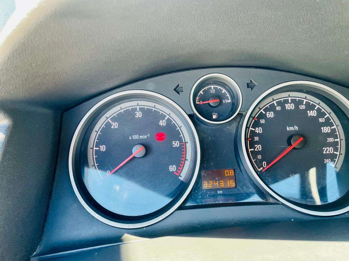 opel-astra-gtc-2008-diesel-1686cc