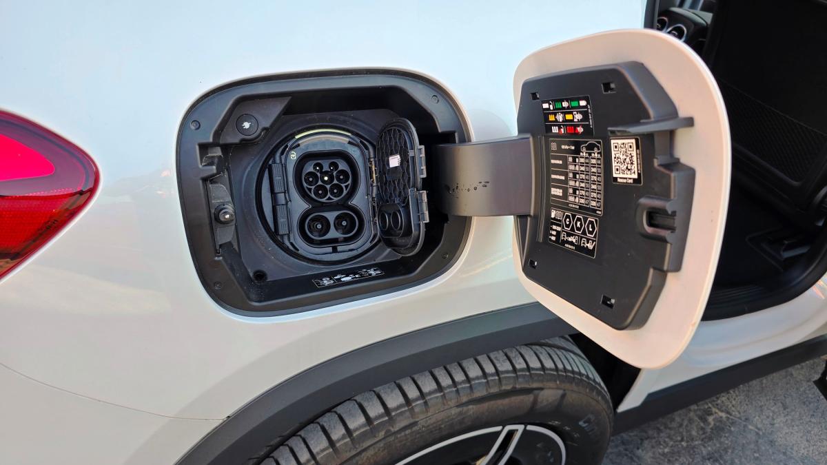mercedes-benz-eqa-2022-eletrico-0cc