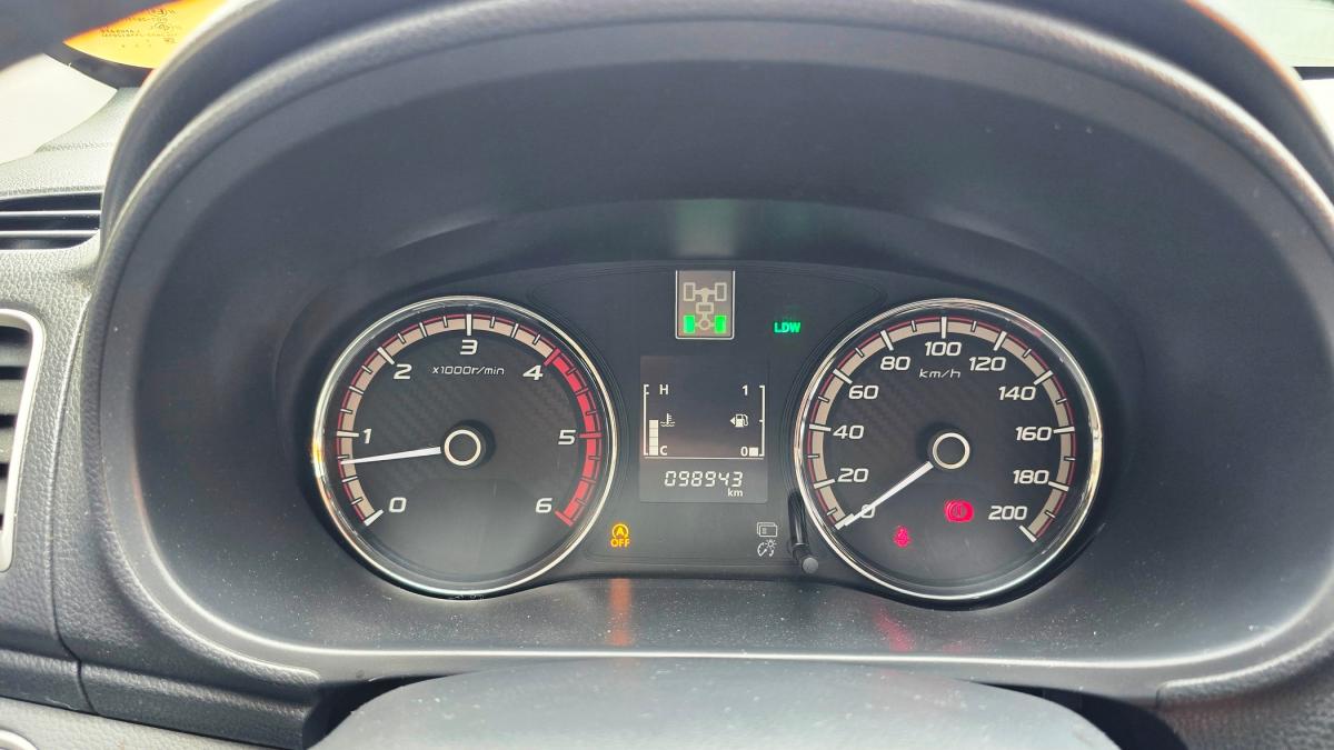 mitsubishi-l200-2019-diesel-2442cc