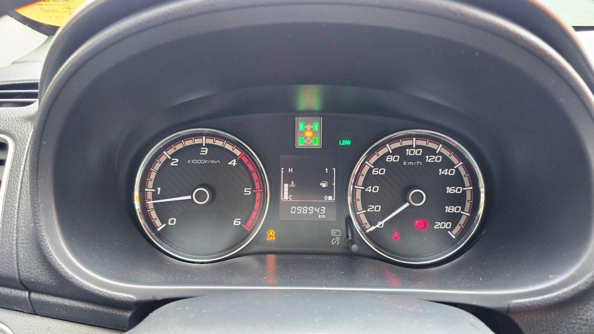 mitsubishi-l200-2019-diesel-2442cc