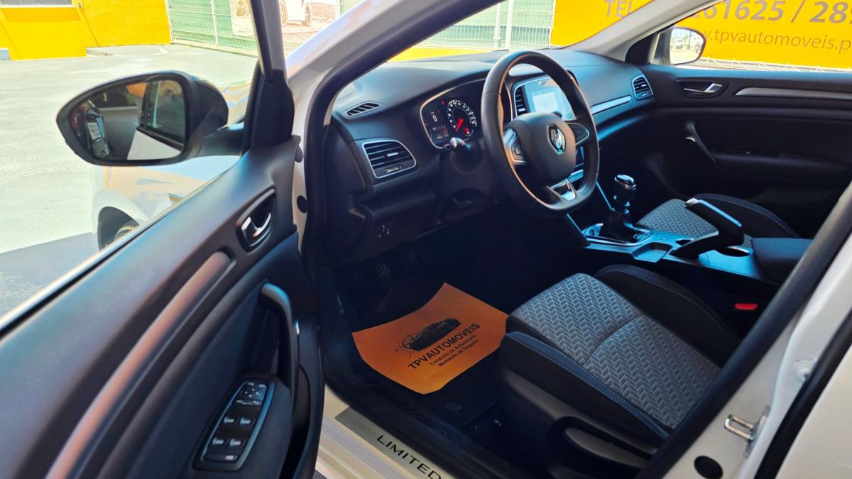 renault-megane-sport-tourer-2022-diesel-1461cc