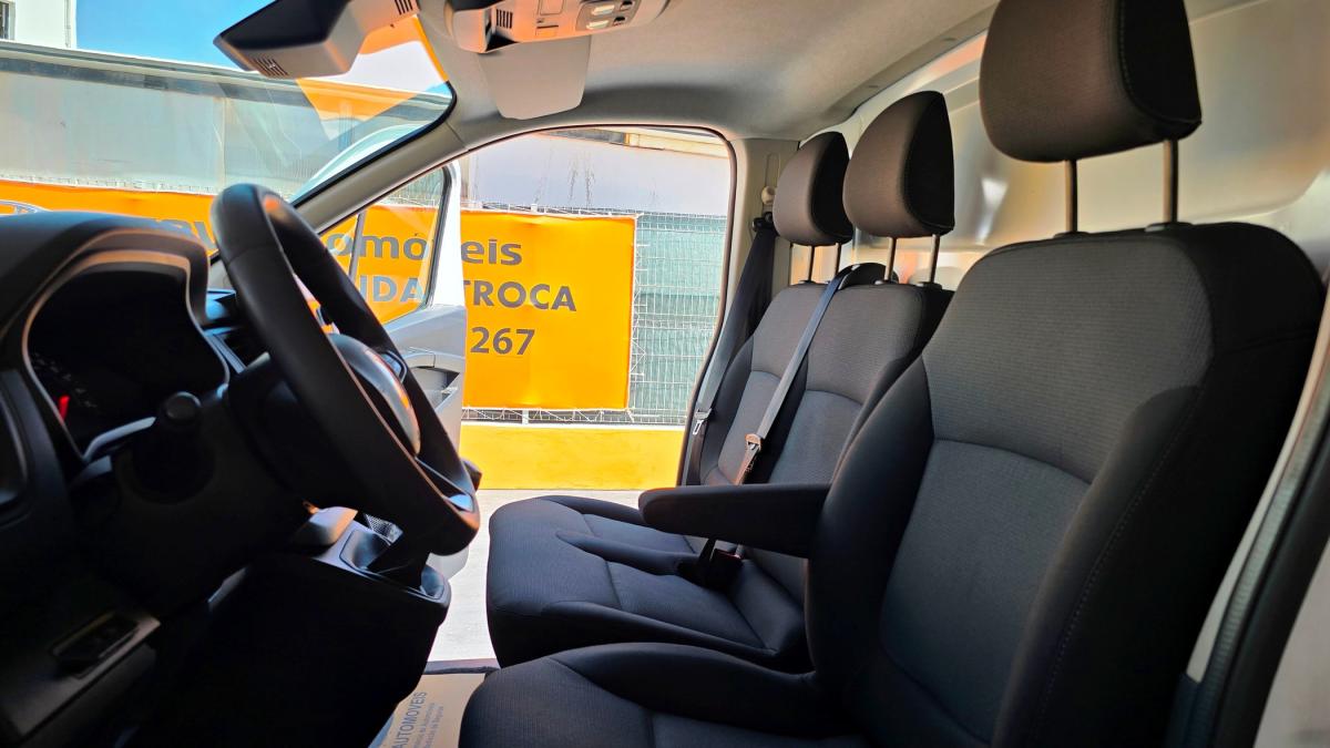 renault-trafic-2022-diesel-1997cc