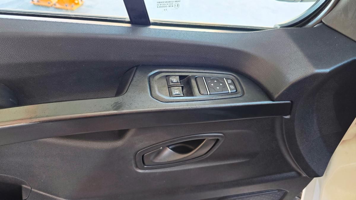 renault-trafic-2022-diesel-1997cc