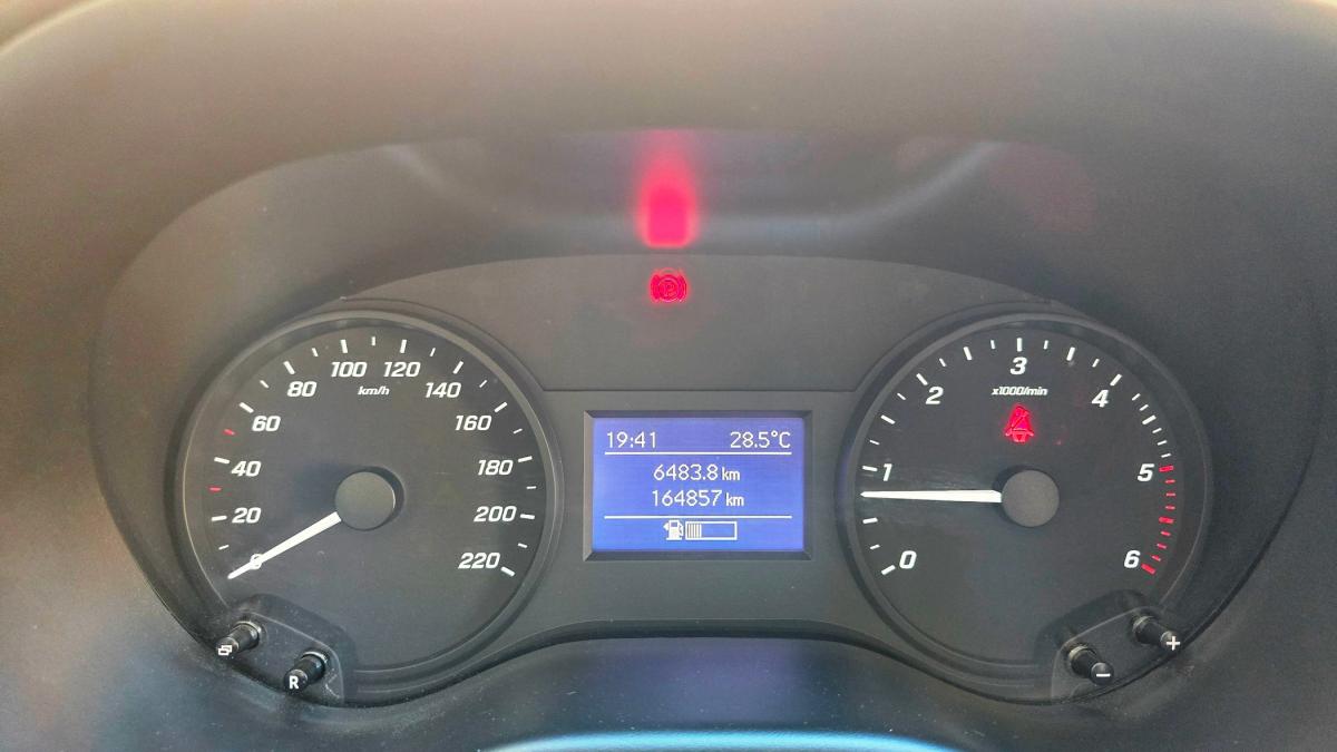 mercedes-benz-vito-2019-diesel-2143cc