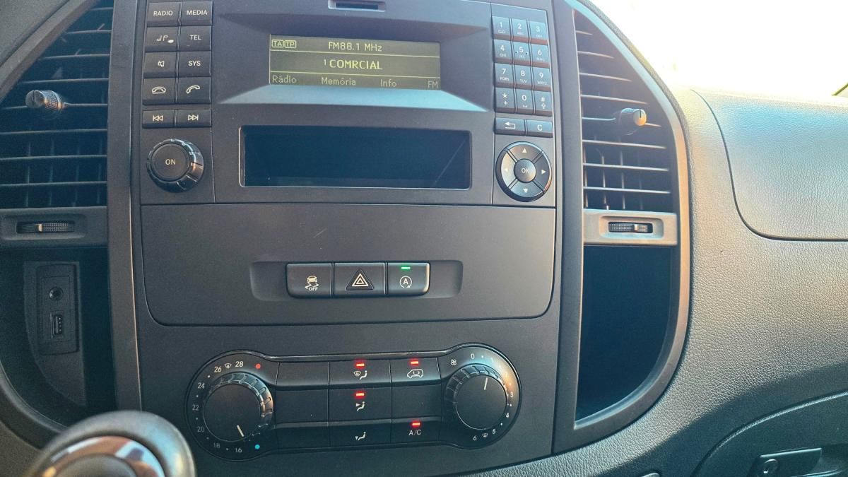 mercedes-benz-vito-2019-diesel-2143cc