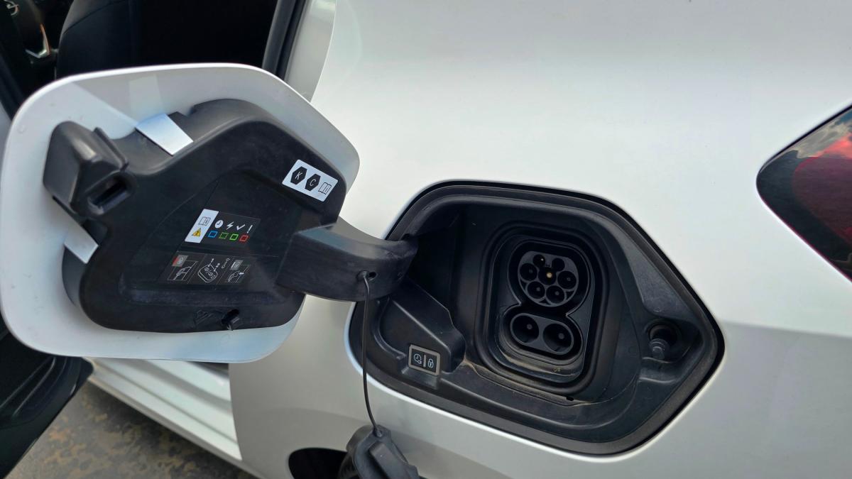 opel-corsa-2022-eletrico-0cc