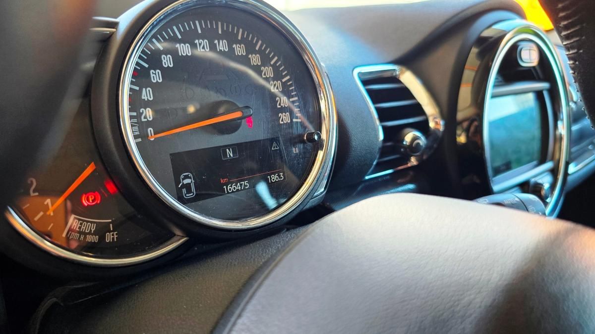 mini-clubman-2018-diesel-1496cc