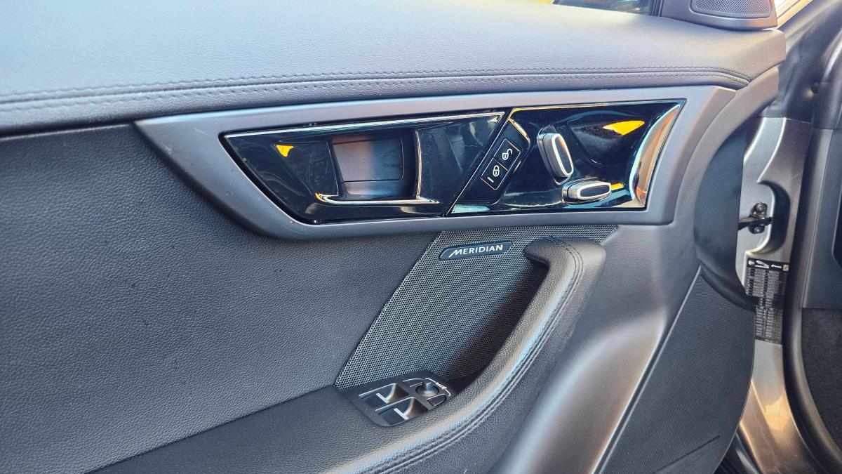 jaguar-f-type-2-0-p300-2018-gasolina-1997cc
