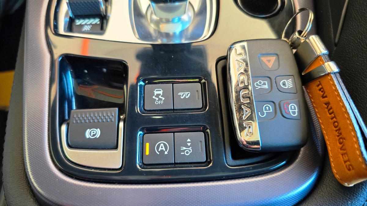 jaguar-f-type-2-0-p300-2018-gasolina-1997cc