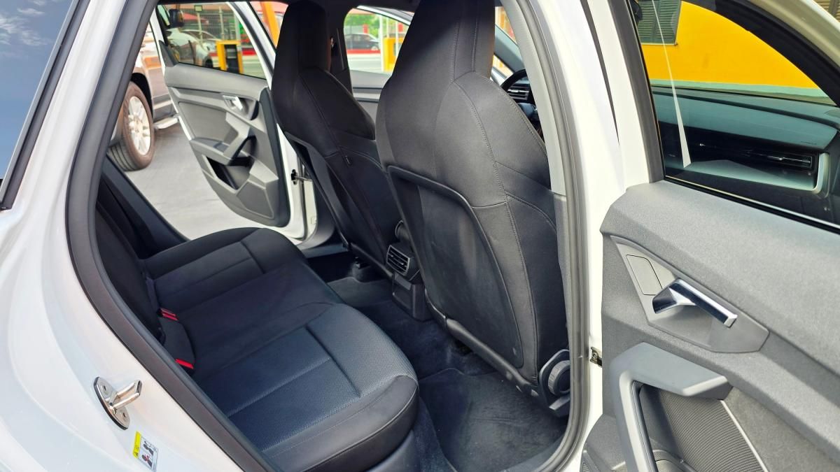 audi-a3-sportback-2023-diesel-1968cc