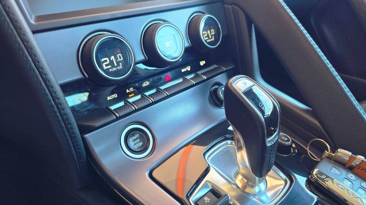 jaguar-f-type-2018-gasolina-1997cc