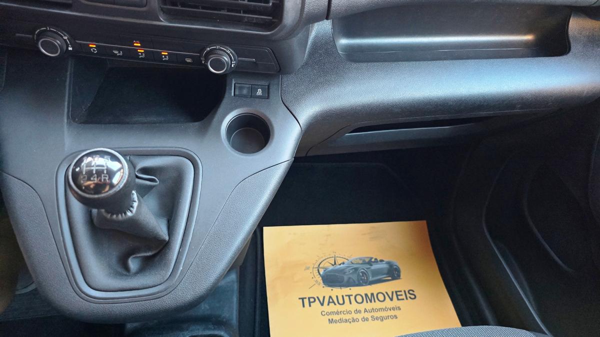 opel-combo-2021-diesel-1499cc