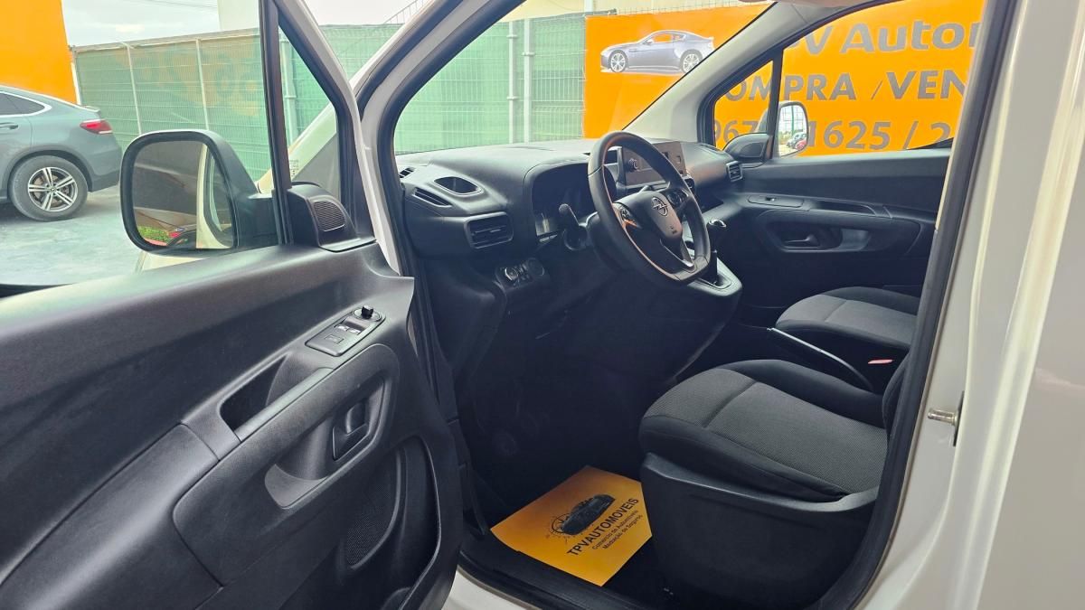 opel-combo-2021-diesel-1499cc