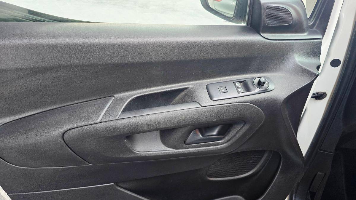 opel-combo-2021-diesel-1499cc