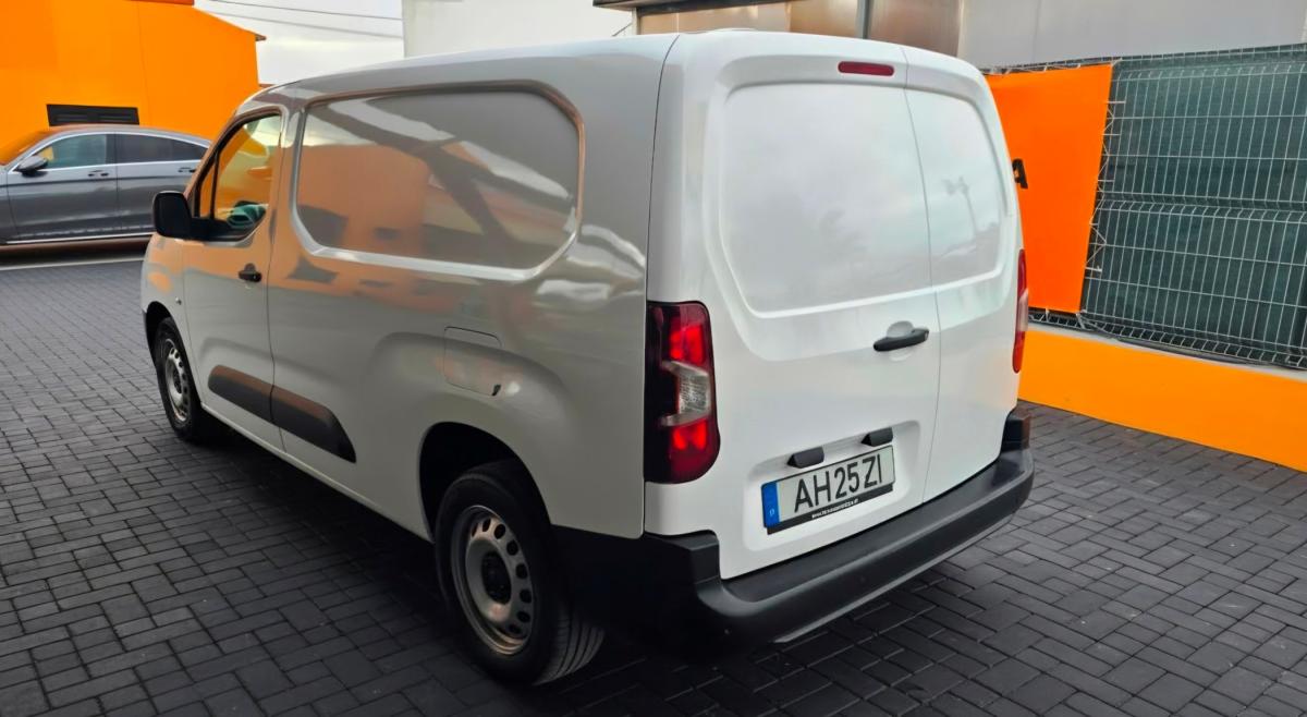 opel-combo-2021-diesel-1499cc