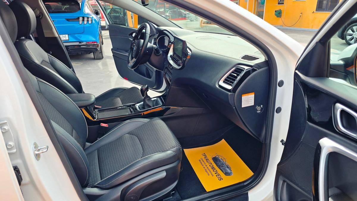 kia-ceed-sw-2020-diesel-1598cc