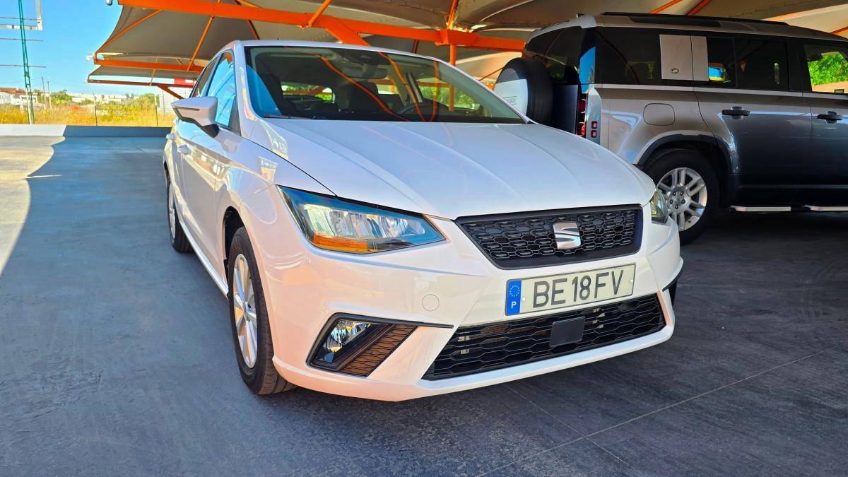seat-ibiza-2023-gasolina-999cc