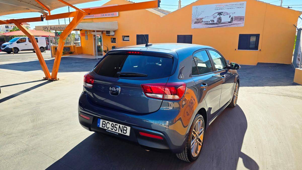 kia-rio-2023-gasolina-998cc
