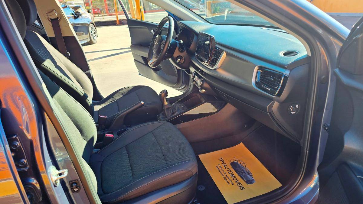 kia-rio-2023-gasolina-998cc