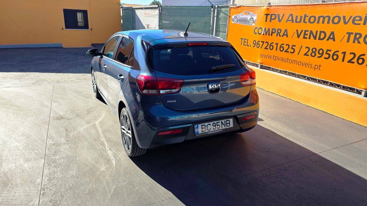 kia-rio-2023-gasolina-998cc