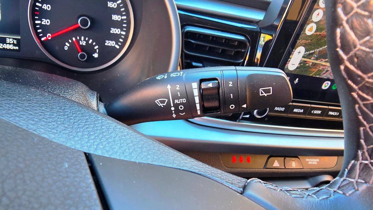 kia-rio-2023-gasolina-998cc