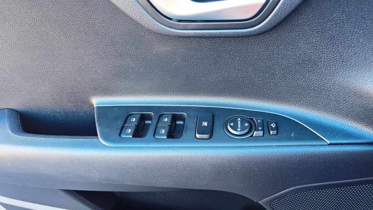 kia-rio-2023-gasolina-998cc